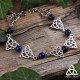 Bracelet médiéval orné de Triquetra, noeud celtique argenté et Lapis Lazuli bleu foncé. Bijou féerique et magique fait-main.