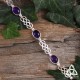 Bracelet médiéval en argent orné d'entrelacs celtiques et de cabochons ovales en Améthyste naturelle violette