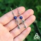 Boucles d'oreilles féeriques petite Clé argentée ornée d'un coeur et perle en Lapis Lazuli bleu foncé.