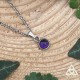 Collier elfique et durable orné d'un cabochon en Améthyste violet foncé et acier inoxydable, bijou médiéval fantasy.
