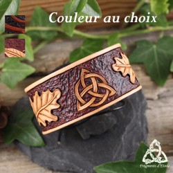 	Bracelet manchette artisanal en cuir brun avec Feuille de Chêne et Triquetra noeud celtique, bijou médiéval fantasy homme