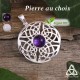 Pendentif médiéval rond et mixte en argent orné d'un noeud celtique et d'entrelacs infinis avec une pierre naturelle