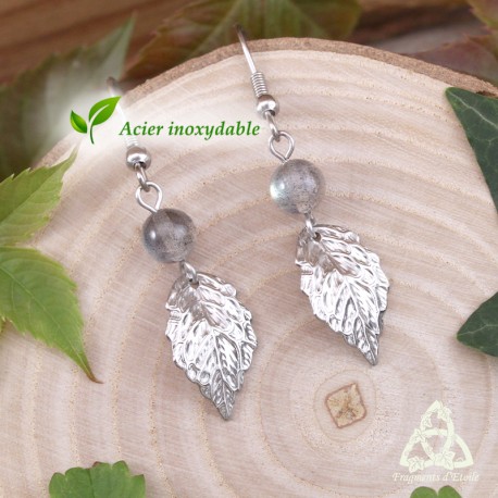 Boucles d'oreilles elfiques en acier inoxydable ornées de feuilles argentées et Labradorite bleue pour mariage médiéval fantasy