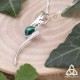 Collier médiéval fantasy en argent 925 ruban elfique ondulant autour d'une Malachite vert forêt pour mariage féerique