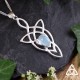 Pendentif féerique Lelyan en Argent 925 et Topaze bleu ciel - vue détaillée de la pierre, bijou inspiré du Seigneur des Anneaux